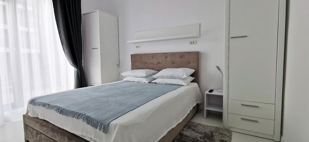 Oxygen Neptun By Boutique C5 Apartment Bagian luar foto